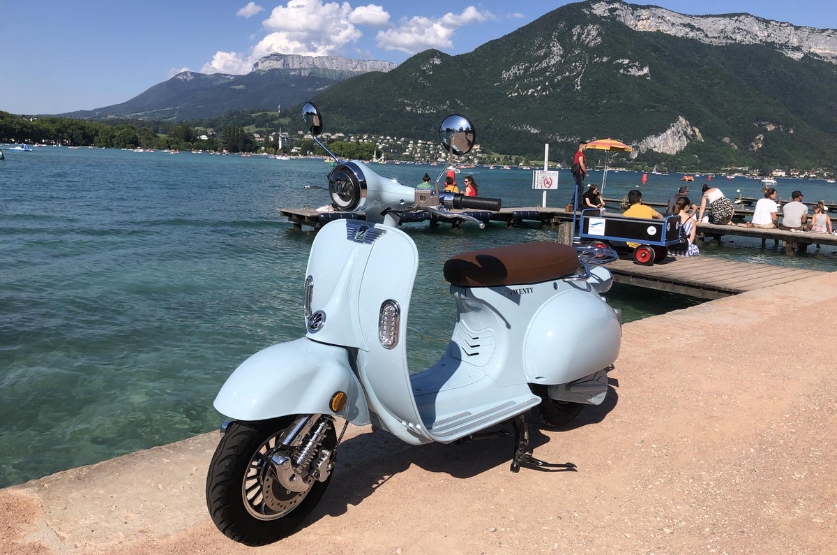 Acheter un scooter électrique 2 places Tandem de KYMCO chez